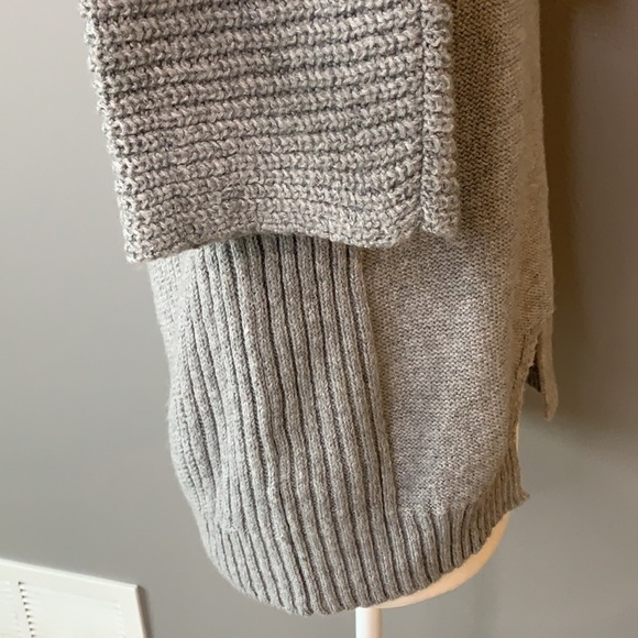 Abound Grey Knit Hooded Sweater - Picture 7 of 11